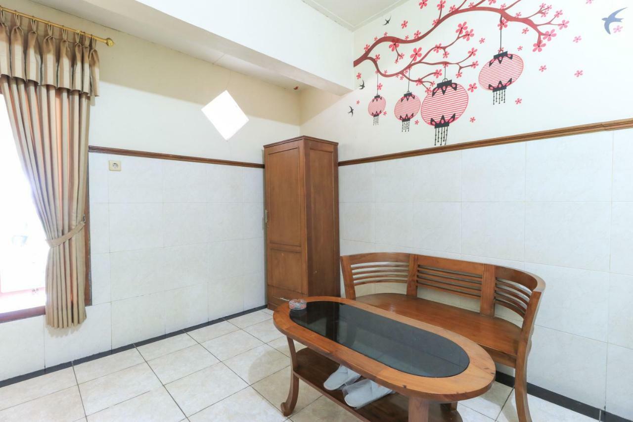 Mojokerto Naga Mas Hotel מראה חיצוני תמונה